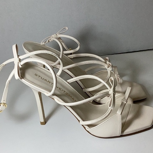 Tully Sandal (Women)
Stuart Weitzman
Women - Picture 7 of 12